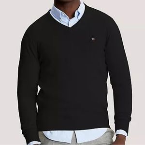 Tommy Hilfiger Men’s Navy V-Neck Sweater